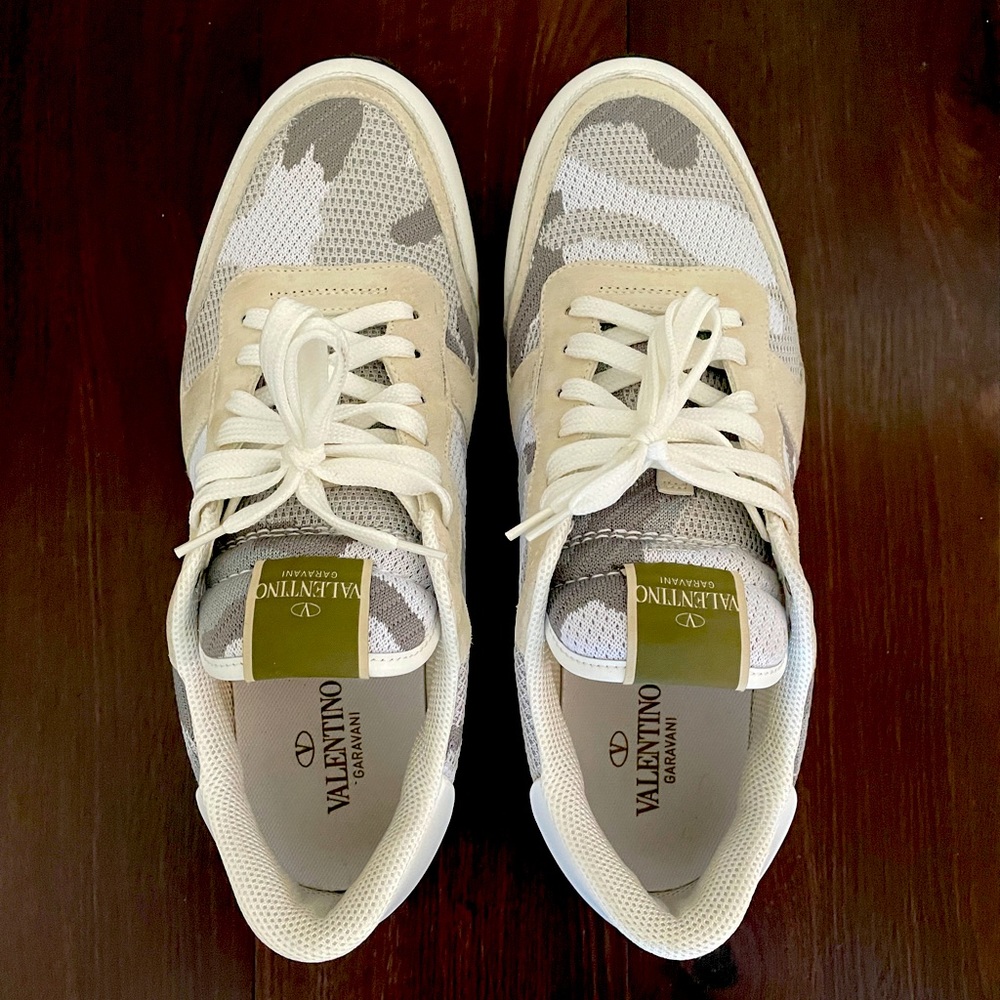 Valentino Garavani Mesh Fabric Camouflage Rockrunner Sneakers